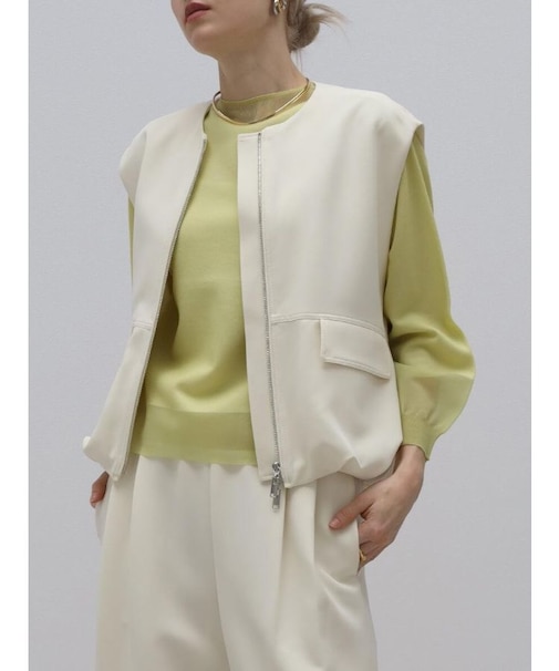 ダブルジップコクーンショートジレ