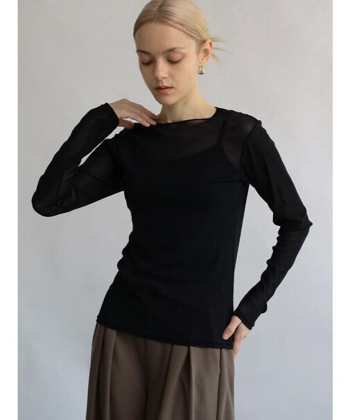 クルーネックシアートップス