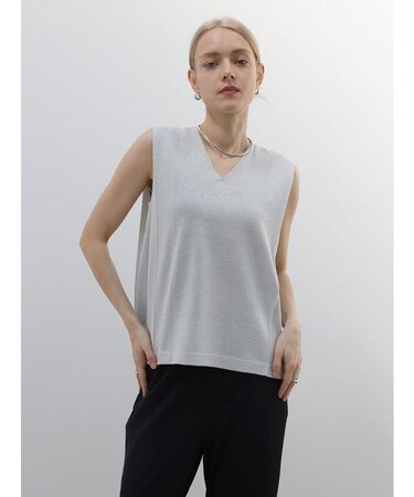 Vネックノースリーブラメニット