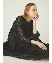 ボリュームスリーブジャガードシアーブラウス