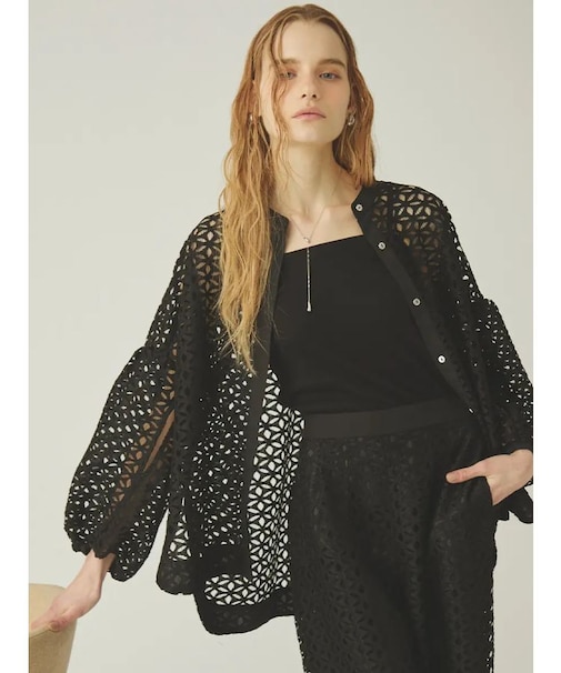 スリットスリーブレーストップス