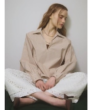 スキッパーネック ストライプシャツ