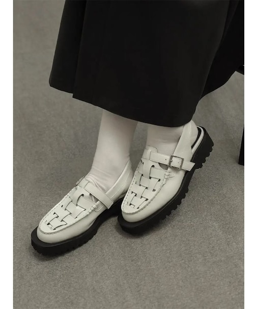 バックストラップグルカサンダル