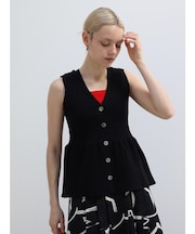 ノースリーブペプラムニット