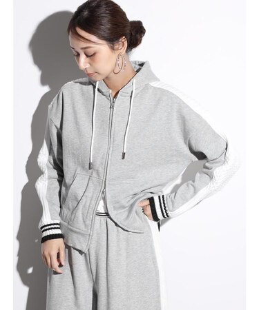 ケーブル編みデザインフーディー