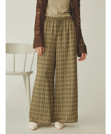 オリエンタル柄イージーワイドパンツ