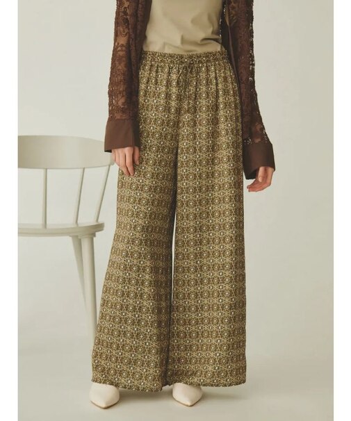 オリエンタル柄イージーワイドパンツ