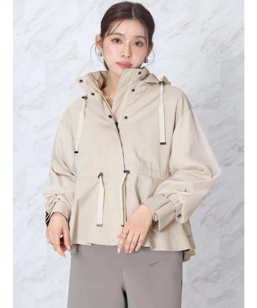 ペプラムマウンテンパーカー