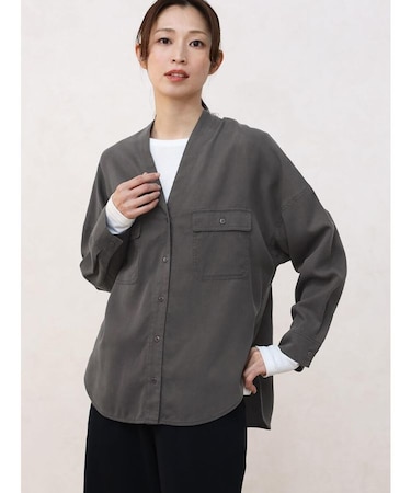 Vネックテンセルブラウス