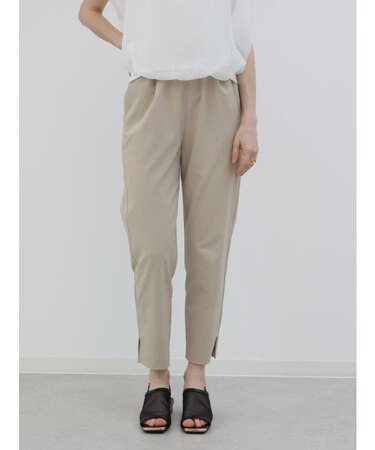 ウエストギャザーテーパードパンツ