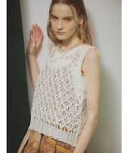 テープヤーン透かし編みニット