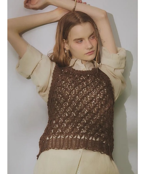 テープヤーン透かし編みニット