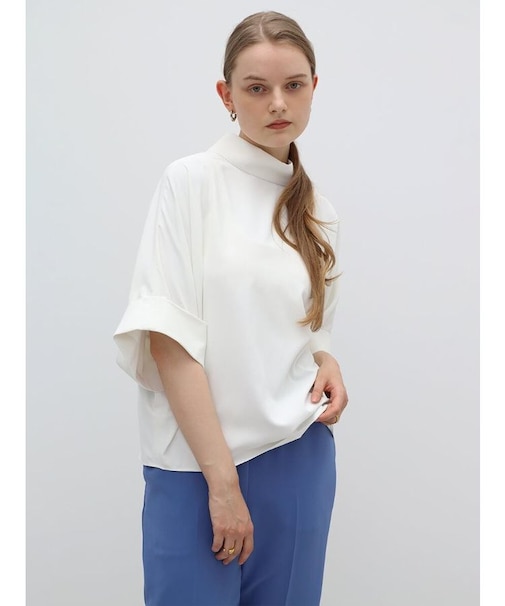 バックネックドルマンスリーブブラウス