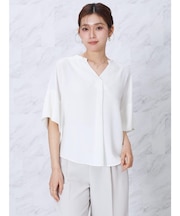 バックタックスキッパーブラウス