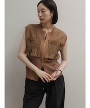 シャーリングフリルメッシュニットベスト