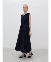 レーヨン混ウェーブタックワンピース