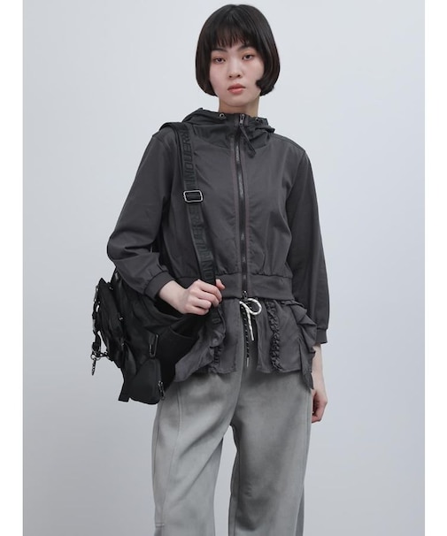 フリルヘムドッキングパーカー