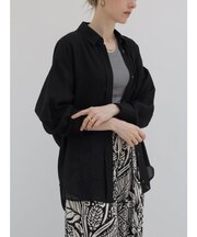 バックツイストシアーシャツ