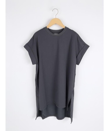 バックロゴロングTシャツ