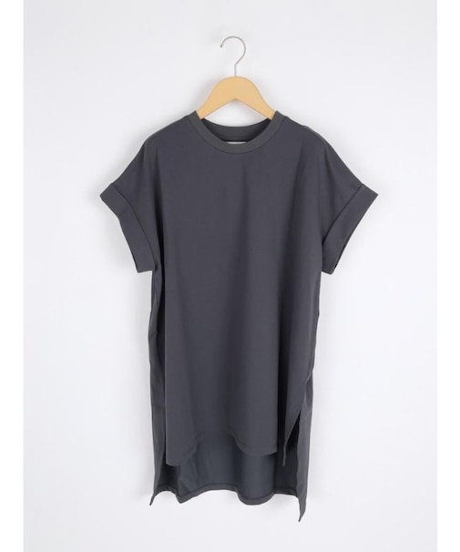 バックロゴロングTシャツ