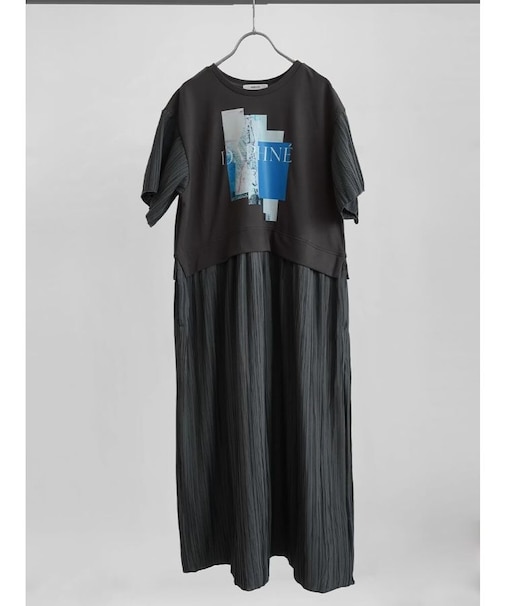 フォトコラージュプリーツドッキングワンピース
