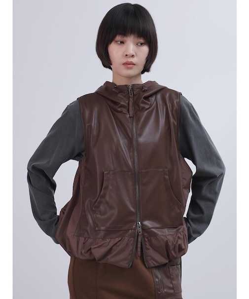 【一部店舗限定カラーあり】バルーンヘムフェイクレザージップベスト