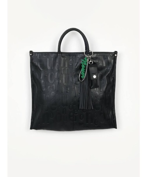 nouer エンボスロゴトートバッグ(greige,black)