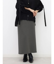 バックスリットIラインスカート