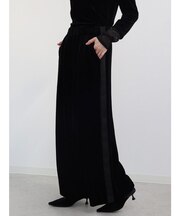 ストレッチベロアサイドラインパンツ