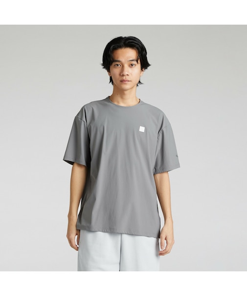 メンズ ESS エレベーテッド SE 半袖 Tシャツ