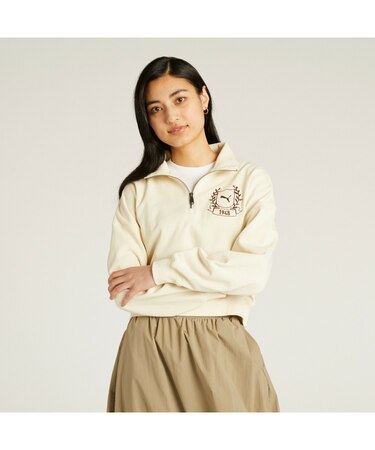 ウィメンズ ワードローブ ESS＋ ハーフジップ スウェット