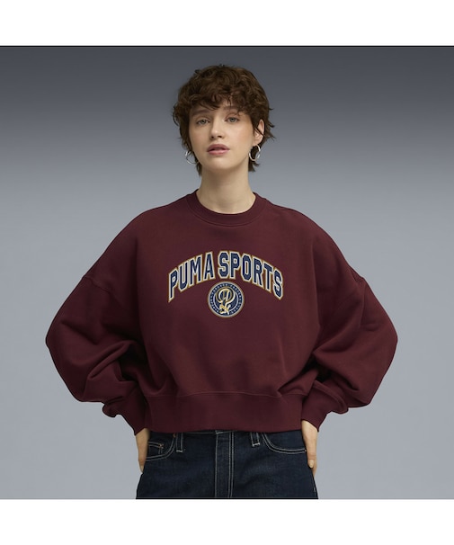 ウィメンズ ワードローブ ESS スポーツ レガシー II クルー スウェット