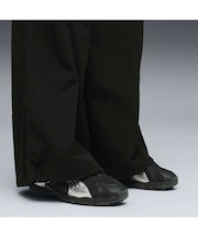 ユニセックス インへイル スマイル スニーカー