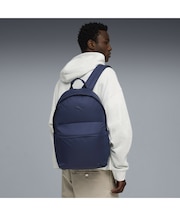 ユニセックス エッセンシャルズ バックパック 20L ESSENTIALS Backpack