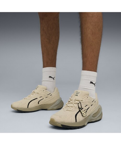ユニセックス PUMA x ポケモン ミミッキュ インバース スニーカー 