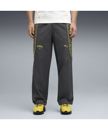 メンズ PUMA x ポケモン プーマテック-X リラックスド ウーブン トラックパンツ PUMA X POKEMON Track Pants