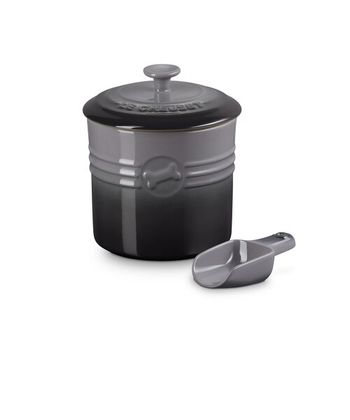 ペットフード・コンテナー(スクープ付き)｜ル・クルーゼの通販｜&mall