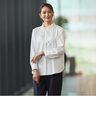 ＜CLASSY.ONLINE2月掲載 山本美月さん着用アイテム＞ORIHICA美ラクるブラウス 衿フリル