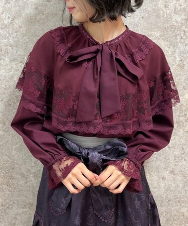 ケープ×リボンタイブラウス