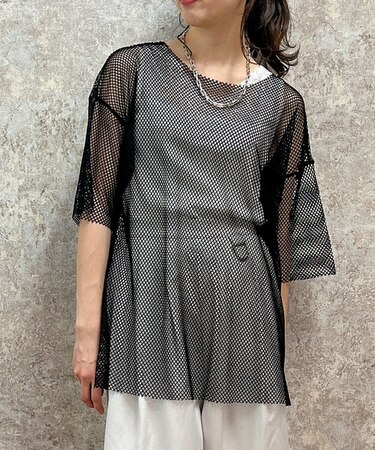 メッシュトップス
