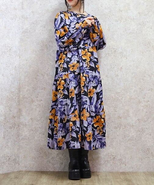 花柄ティアードワンピース