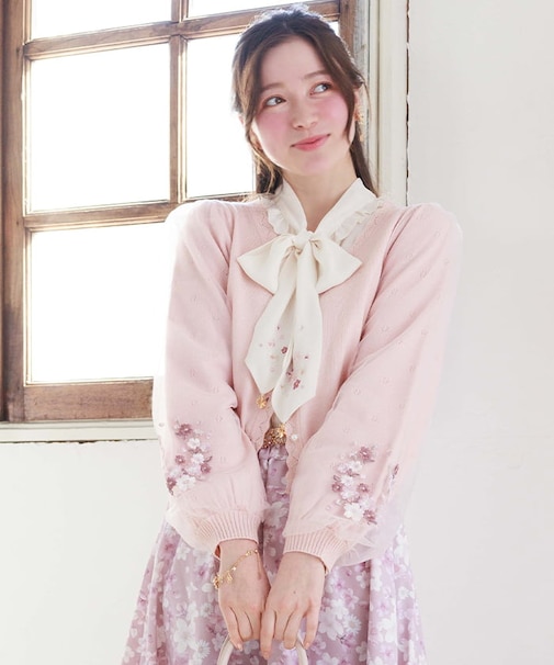 サクラ刺繍チュール袖カーディガン