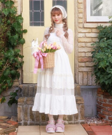 イースターラビット刺繍ワンピース