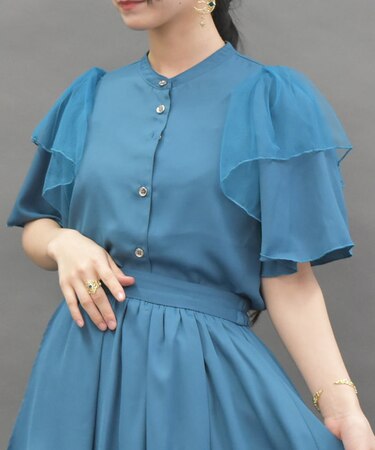 フリル袖半袖ブラウス