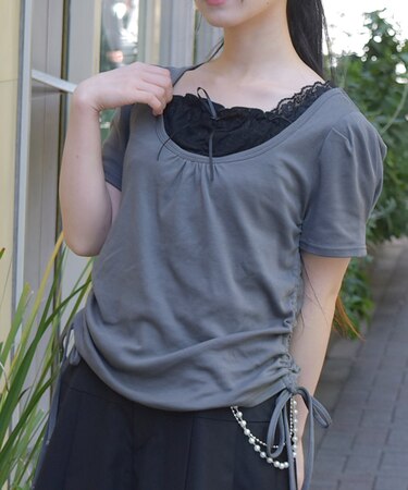 ドロストレイヤード風トップス