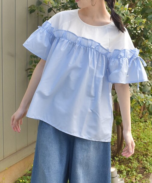 フレアライン切替トップス