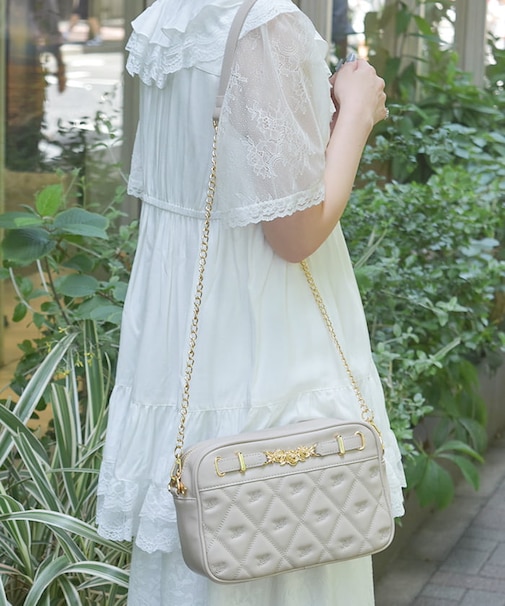 薔薇金具使いキルトショルダー