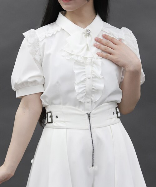 axes ブラウス スカート ブローチセット axes femme（アクシーズファム）の「ブローチ付ブラウス（シャツ
