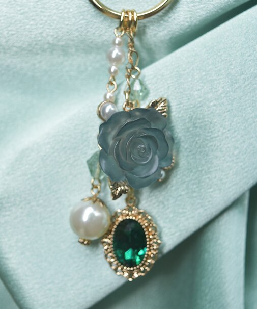 フェイバリットローズチャーム