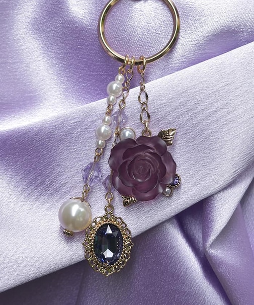 フェイバリットローズチャーム